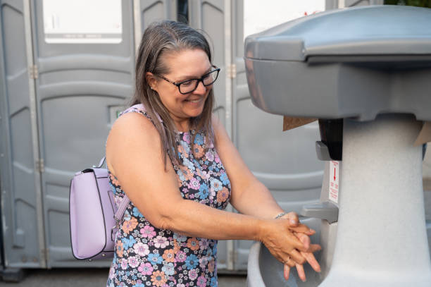 Best Porta potty rental near me  in Tunica, MS